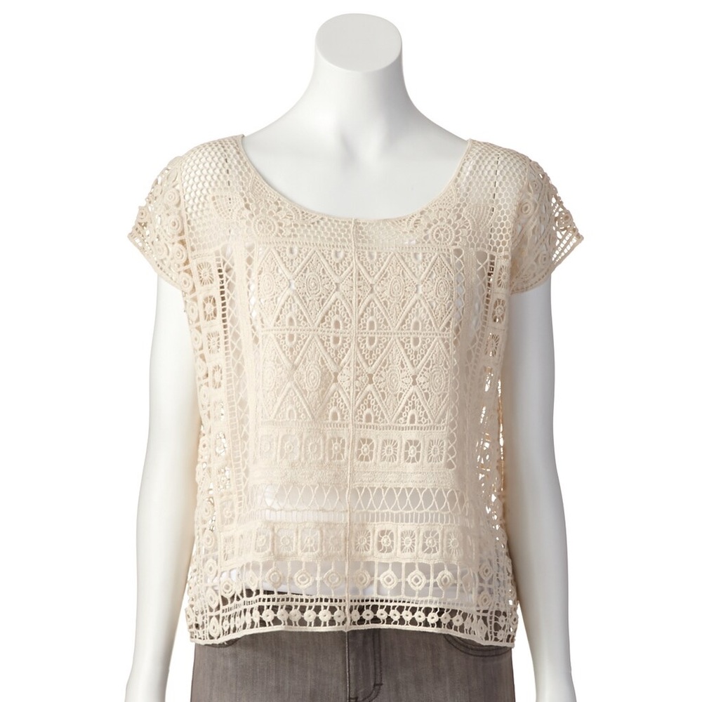 Crochet Lauren Conrad top